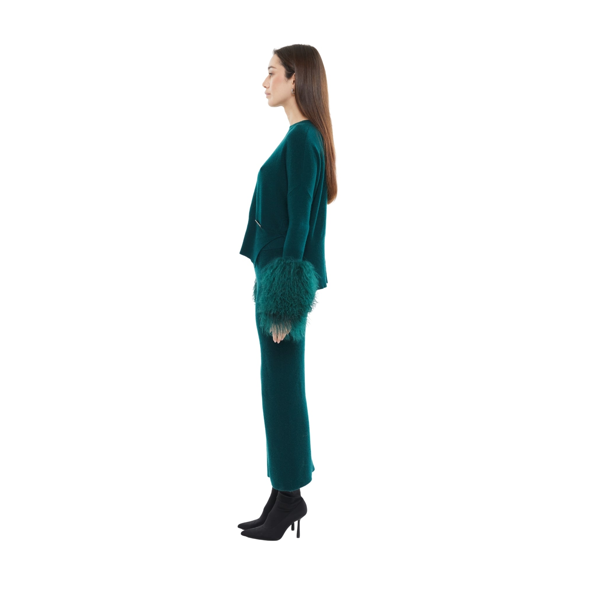 The Round Neck Sweater with Shearling Cuffs in Emerald