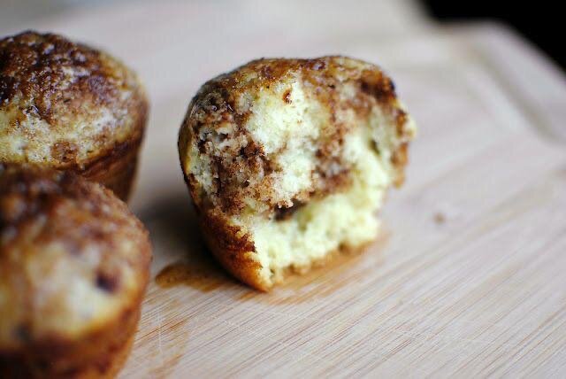 CINNAMON ROLL MUFFINS