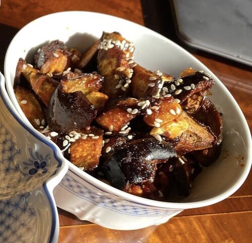 SESAME AUBERGINE
