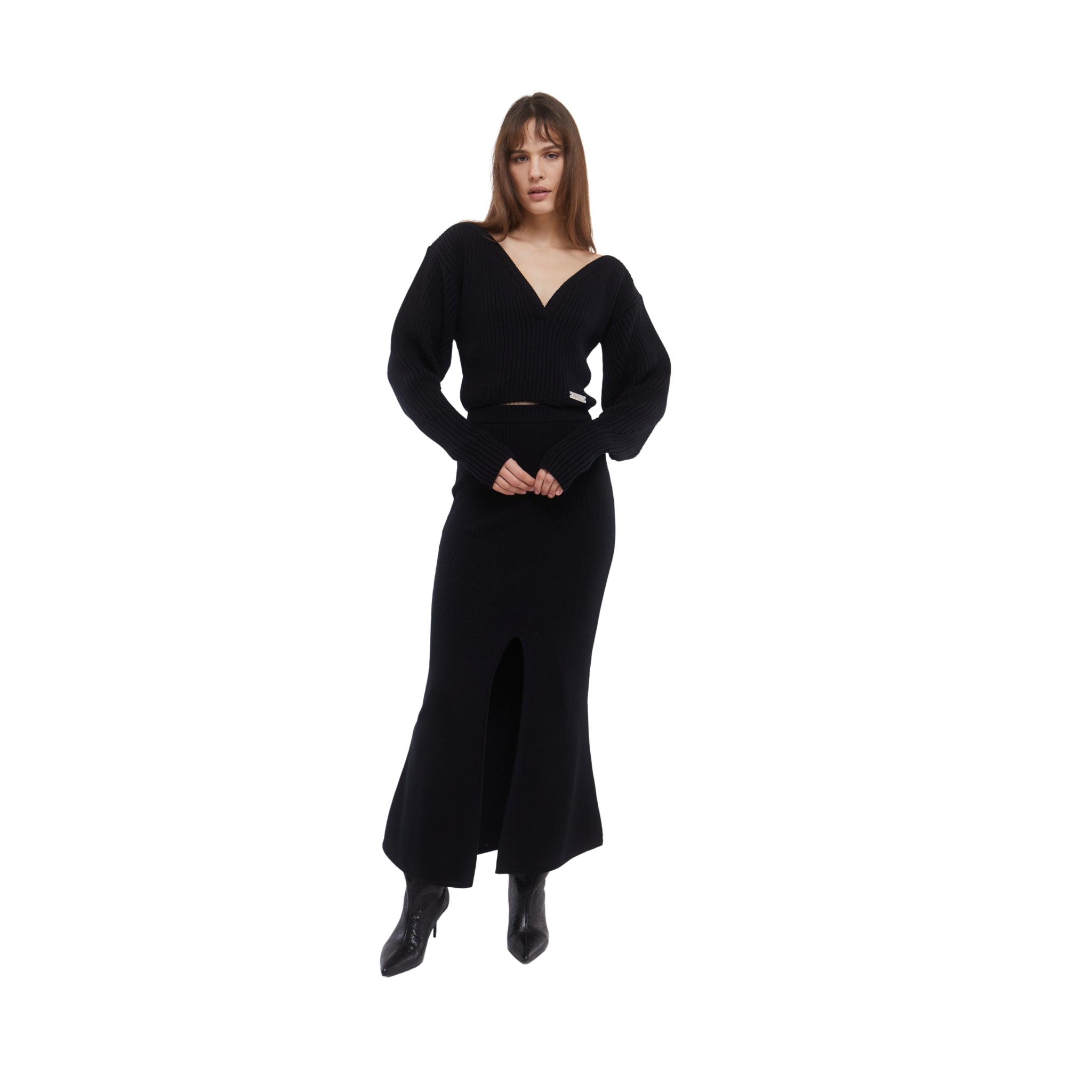 Ribbed Voluminous Sweater in Black