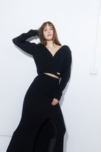 Load image into Gallery viewer, Ribbed Maxi Skirt in Black
