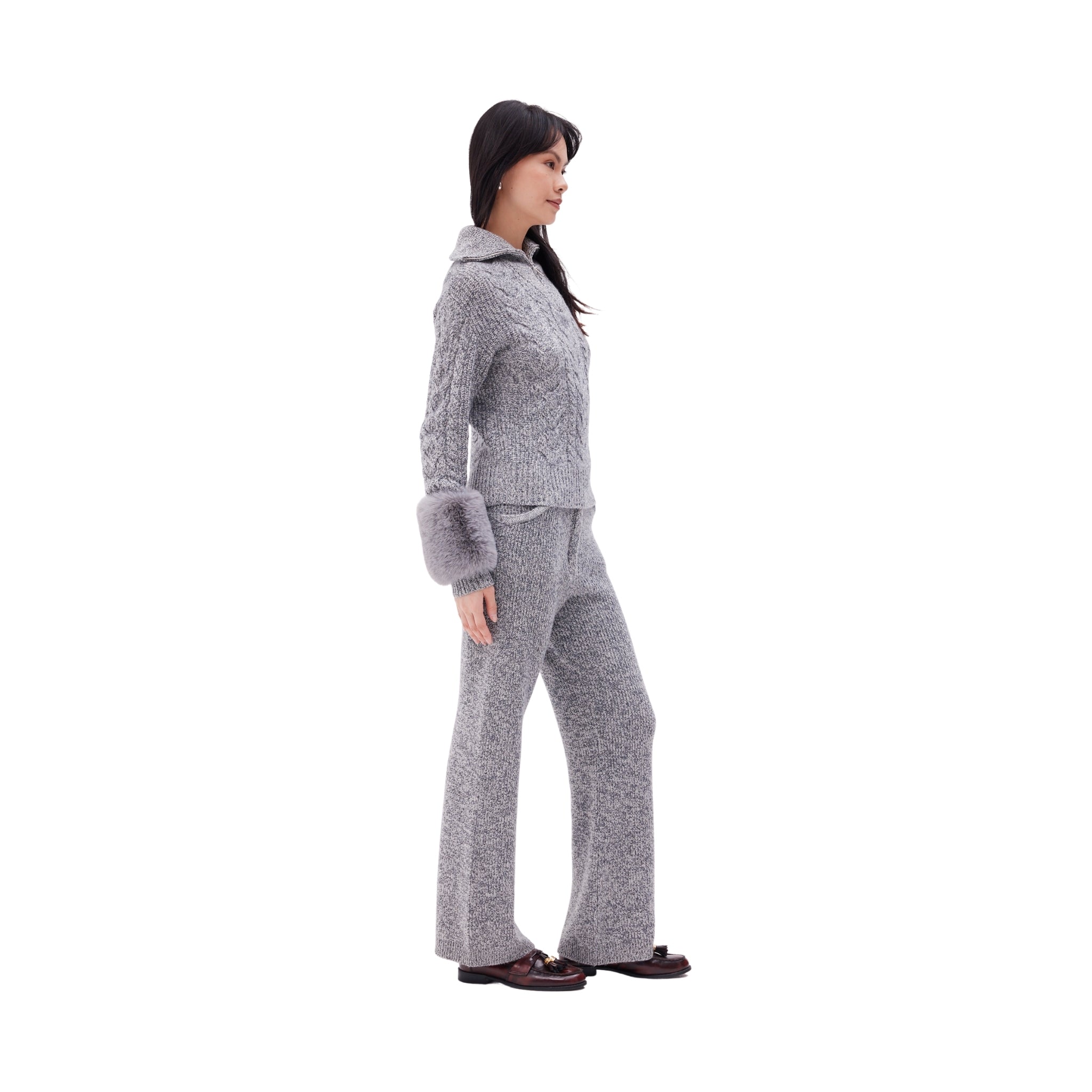 Sweaters – IZAAK AZANEI