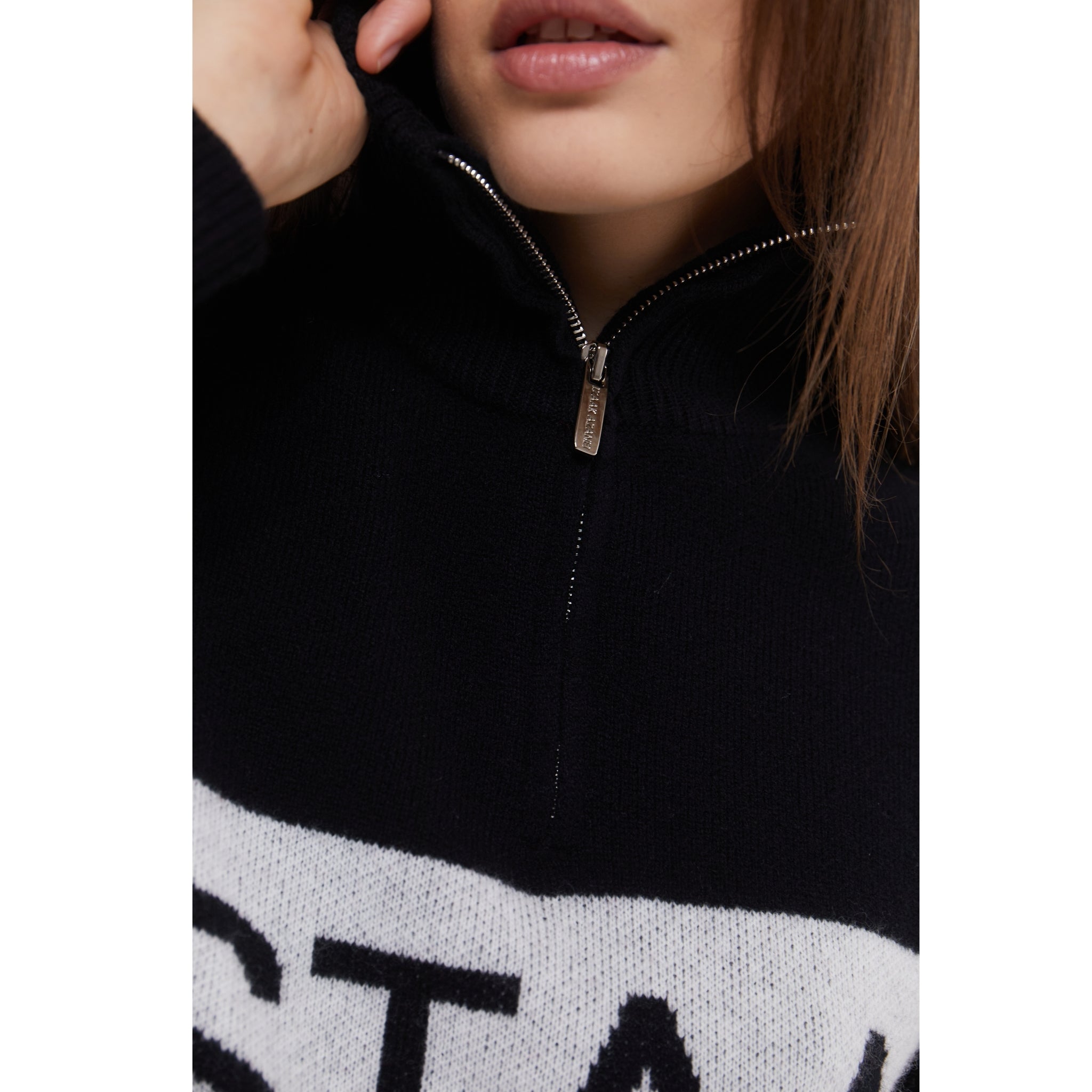 SKI: 'GSTAAD' High Neck Zip Up Base Layer in Black