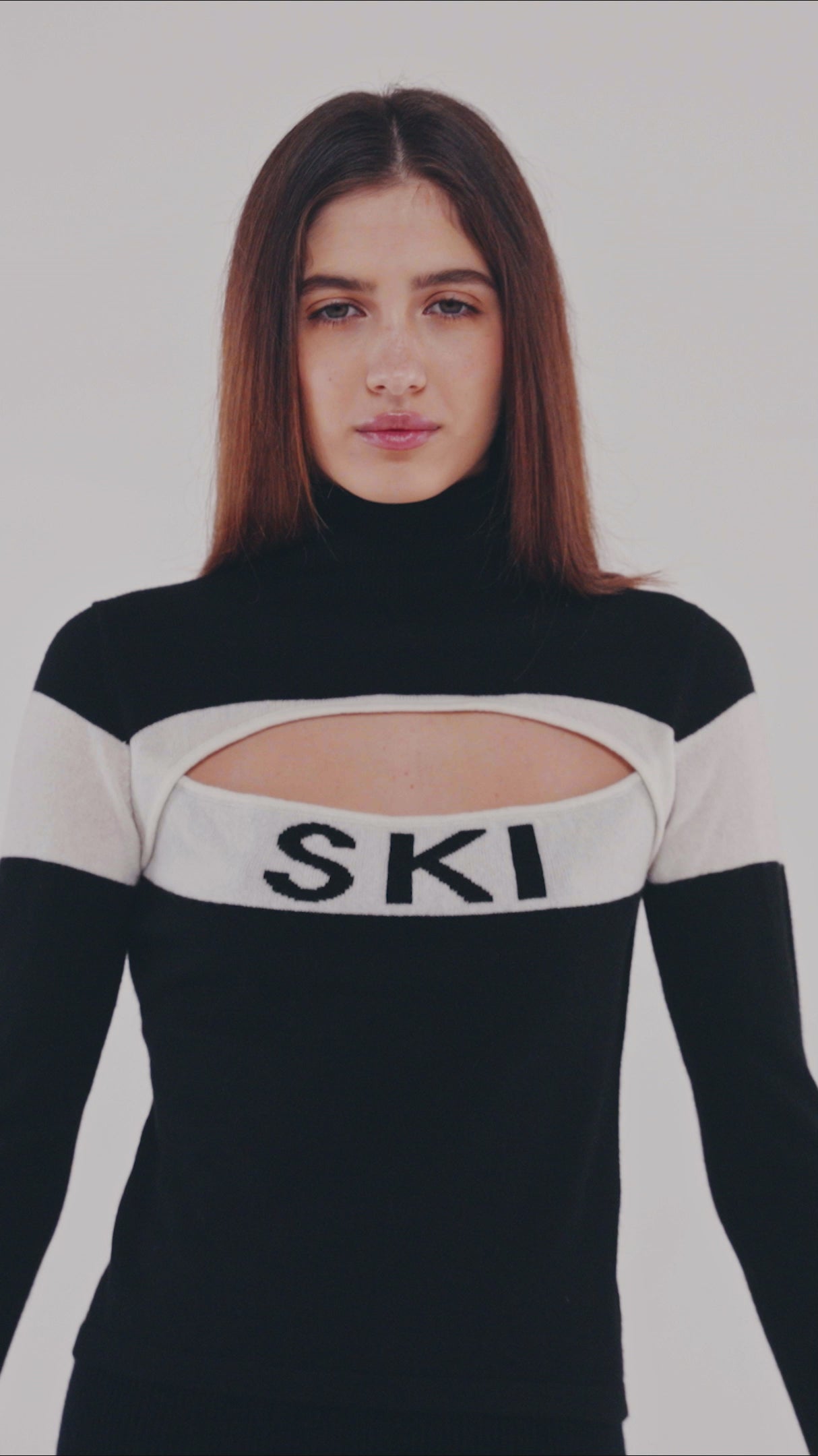 Cutout Après ‘Ski’ Sweater