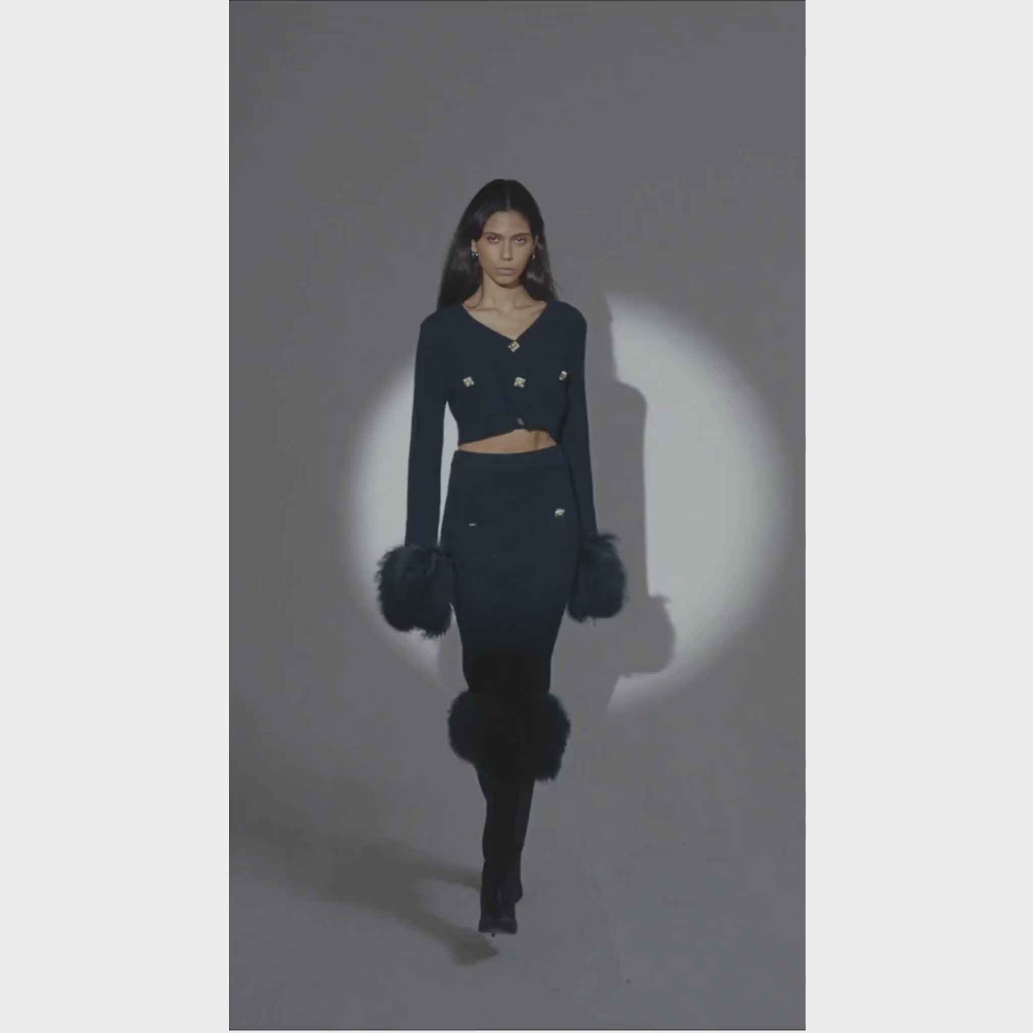 The Cropped Shearling Cuff Cardigan in Emerald