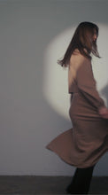Load and play video in Gallery viewer, A-Line Skirt with Shearling Detail in Pecan
