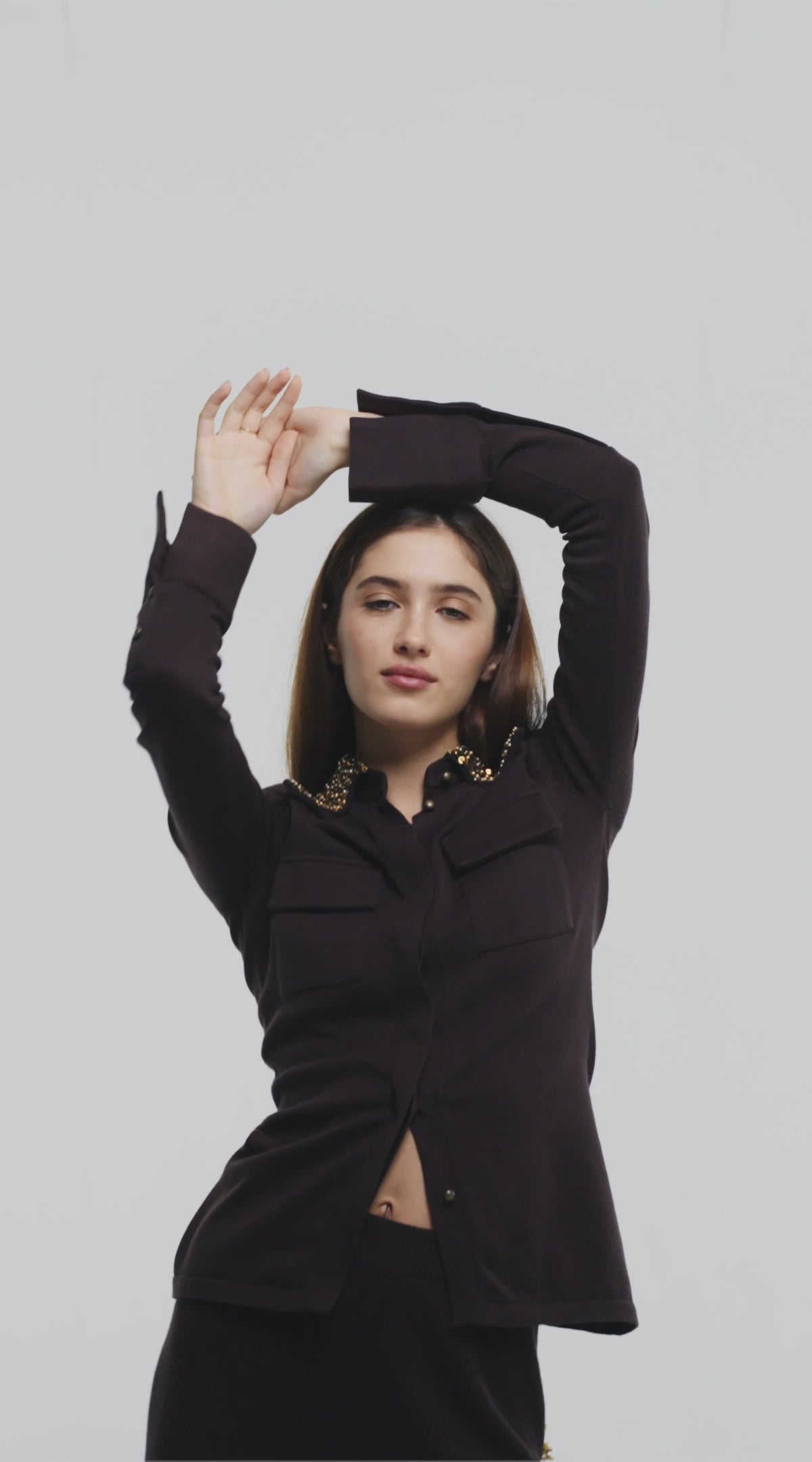 Fitted Shirt with Embellished Collar in Chestnut